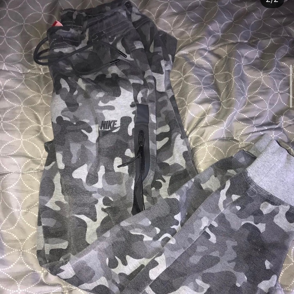 Nike sweatpants